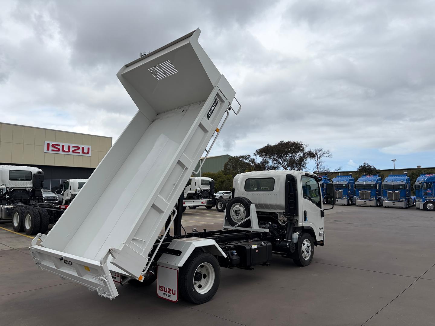 2026 Isuzu N Series NPR 45/65-175 DT D34 Tipper Factory Tipper image 14
