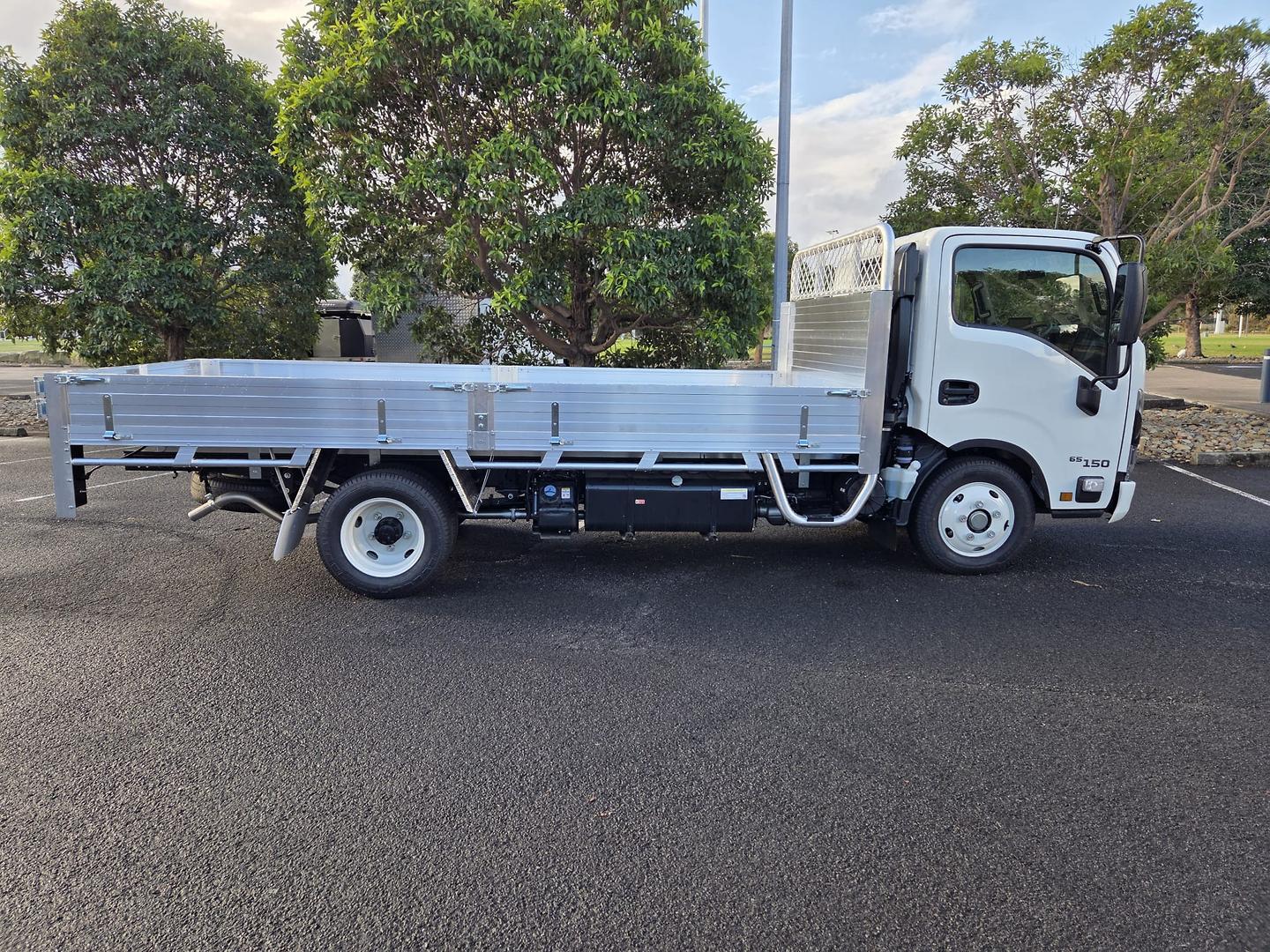 2025 Isuzu N Series NKR 65/45-150 DT D34 Transalloy Alloy Table Top, Dropsides image 4