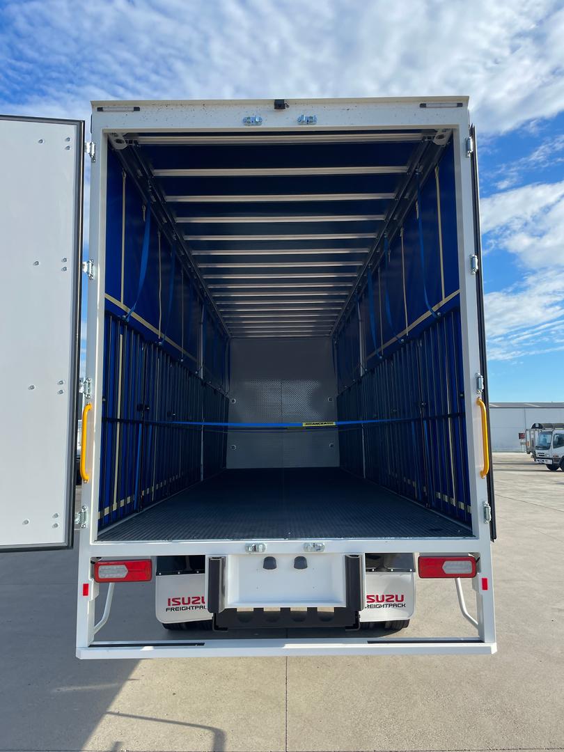 2026 Isuzu F Series FVL 260-300 Freightpack 14 Pallet Curtainsider image 10