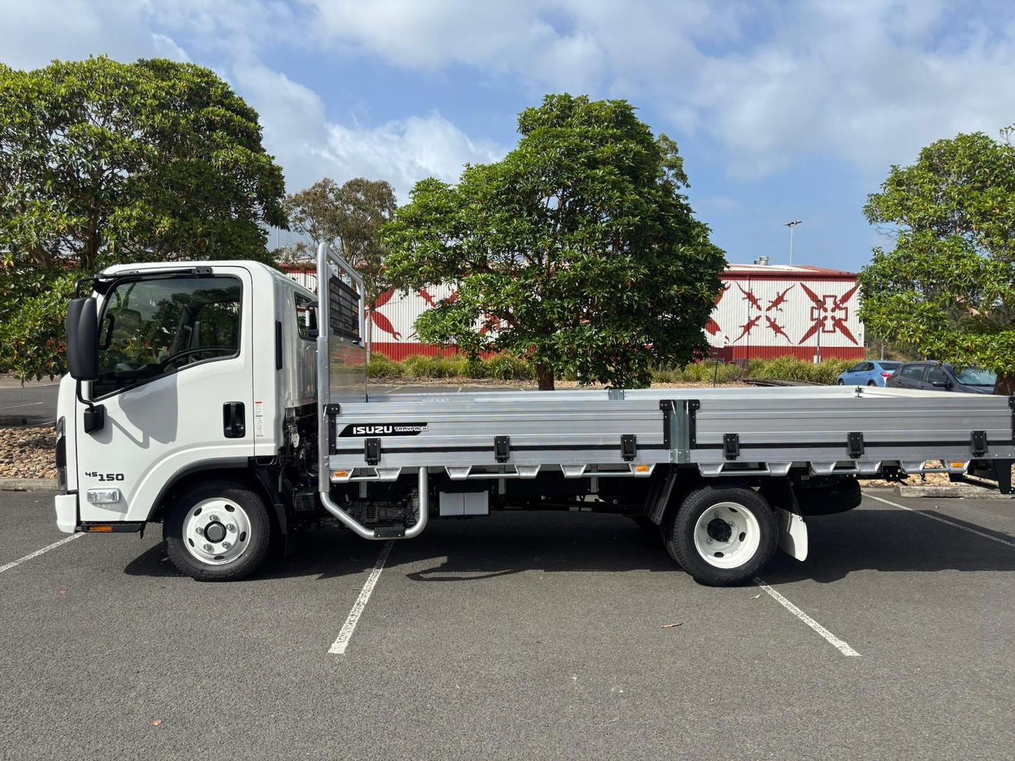 2025 Isuzu N Series NLR 45-150 DT D34 Traypack image 5