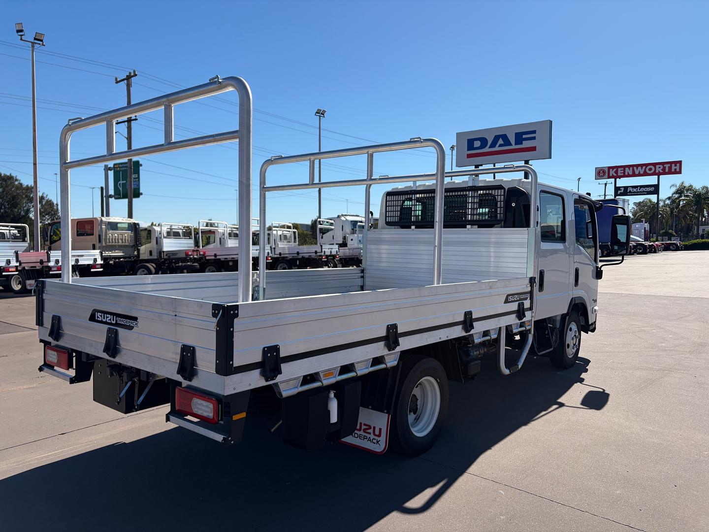 2026 Isuzu N Series NNR 45-150 DT C34 Custom Tradepack Tray image 6