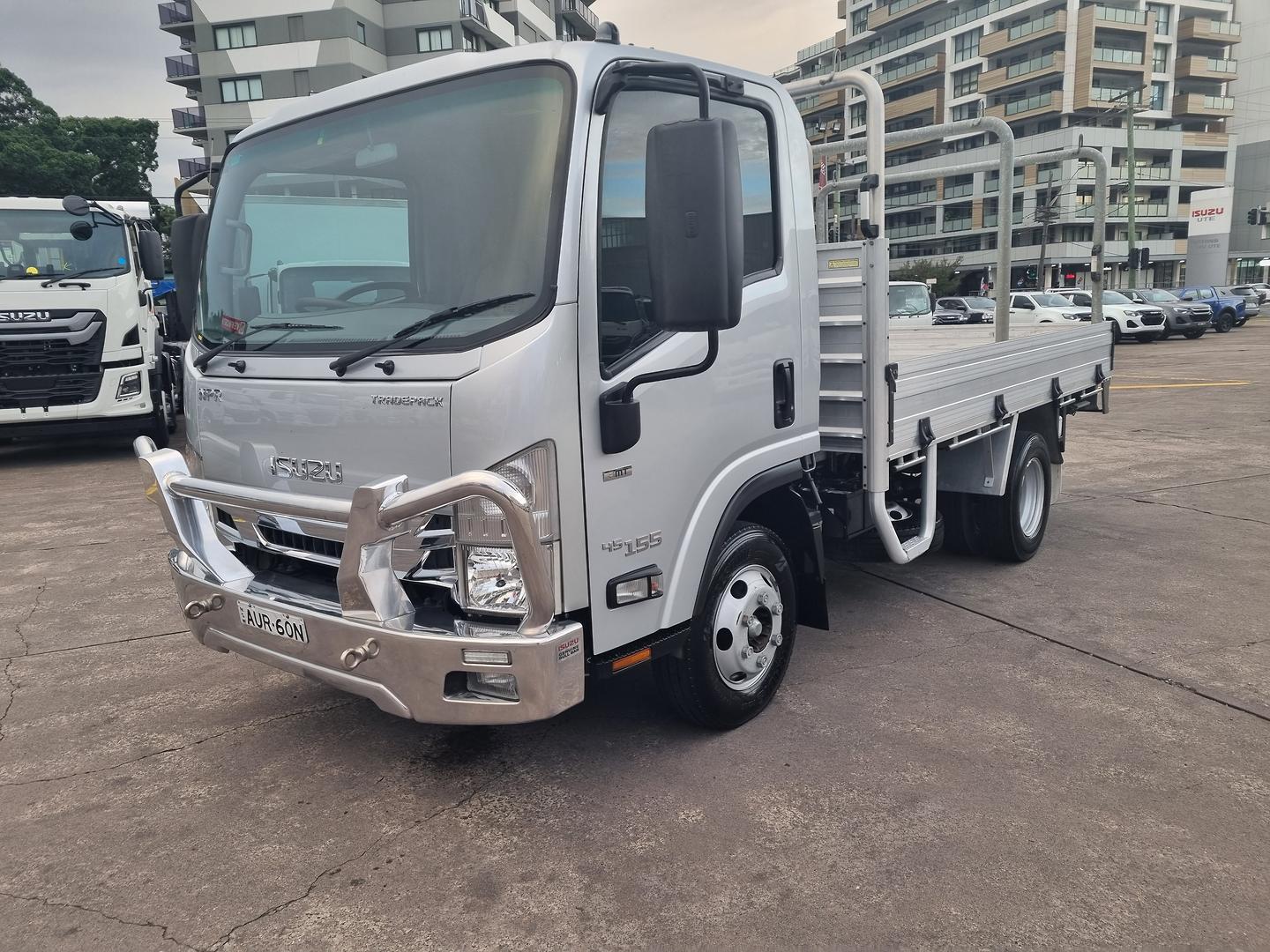 2018 Isuzu N Series NPR 45/55-155 Tradepack image 5