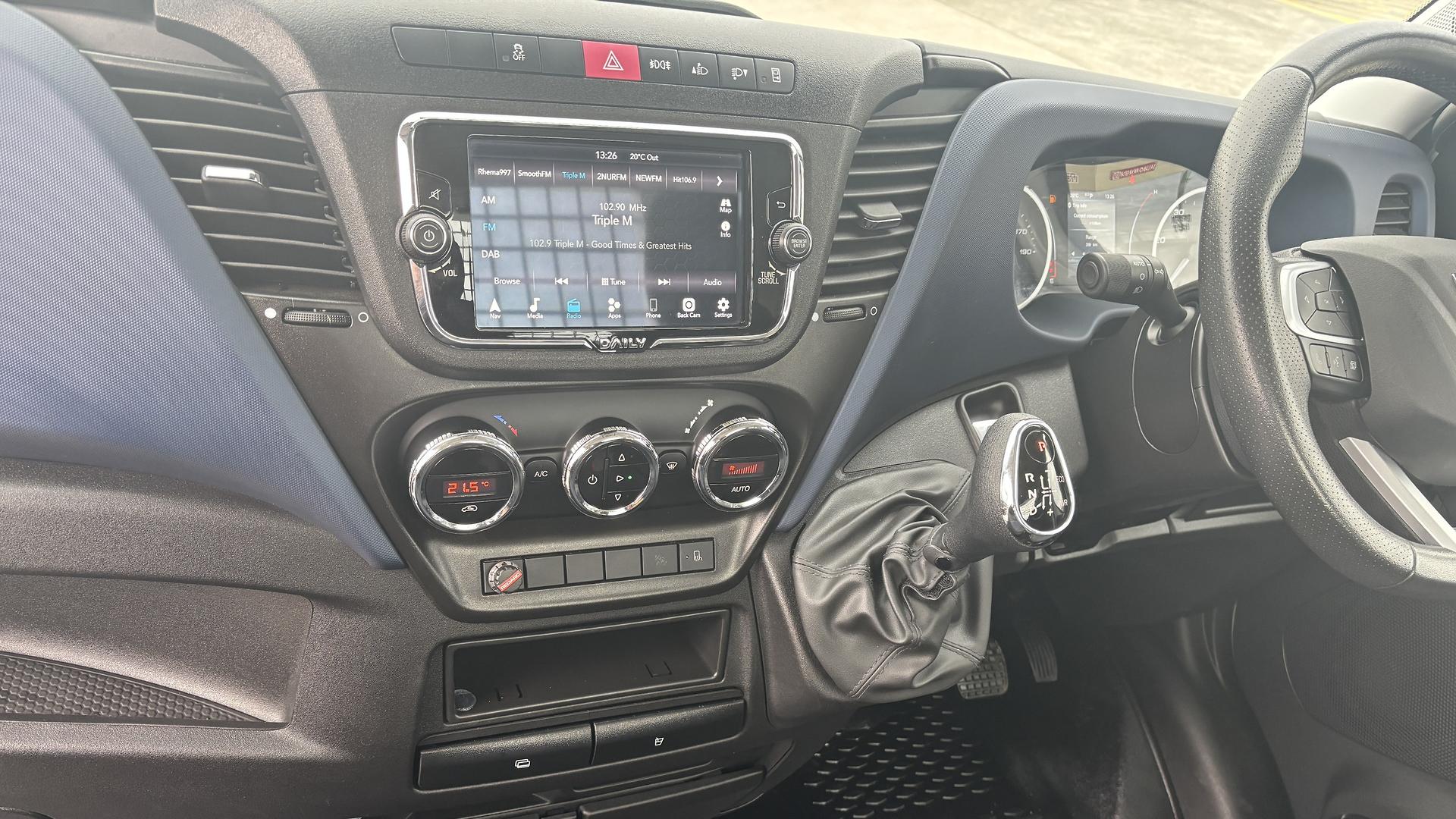 2022 Iveco Daily 70C21 ZF Transmission image 11