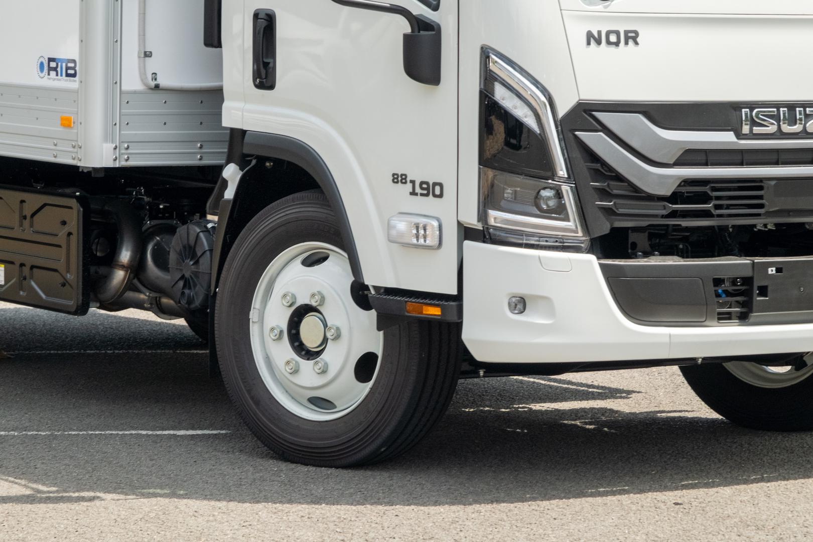 2025 Isuzu N Series NQR 88/80-190 AM D34 RTB Fridge Truck image 7