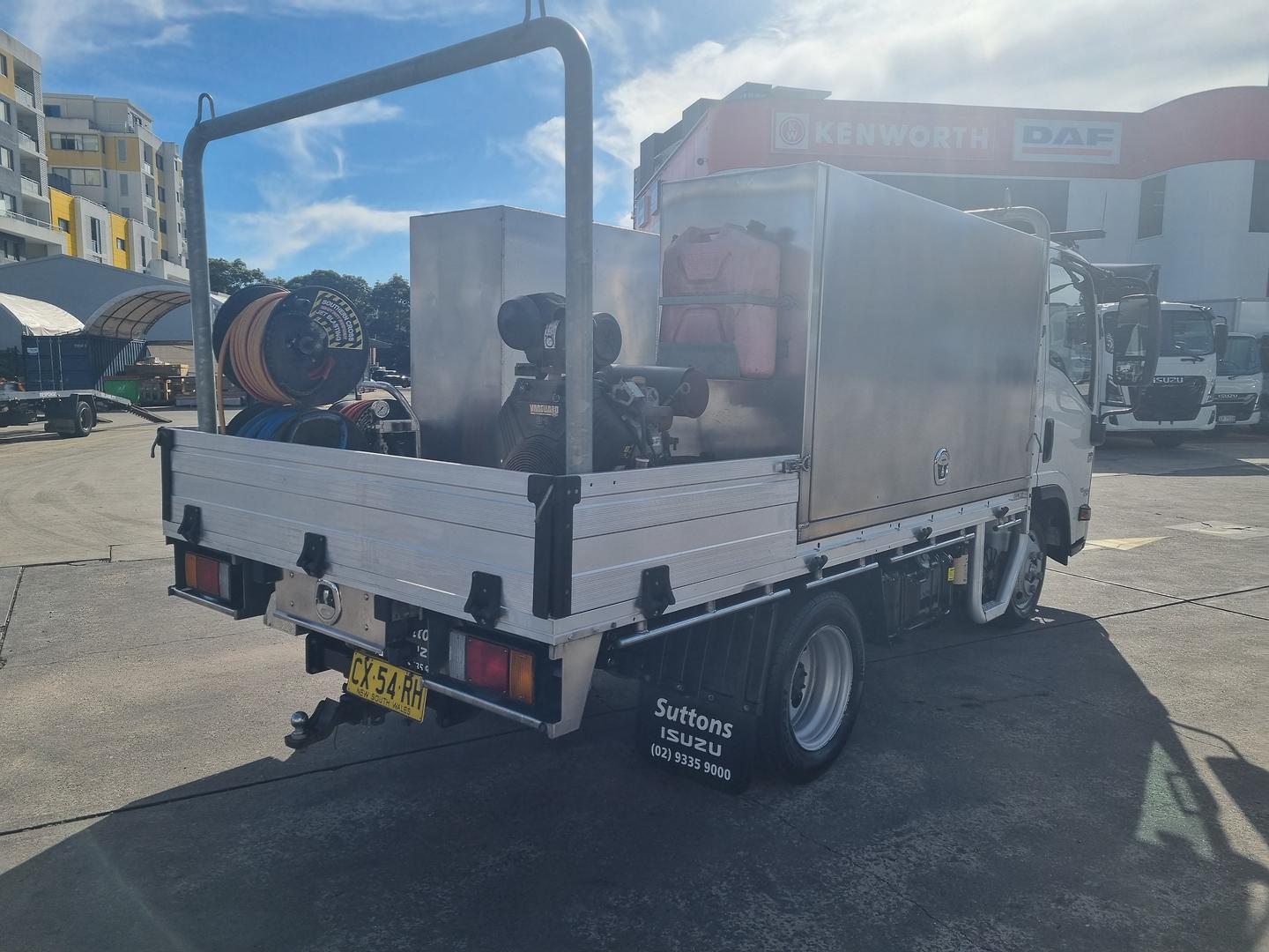 2020 Isuzu N Series NLR 45-150 Traypack image 11