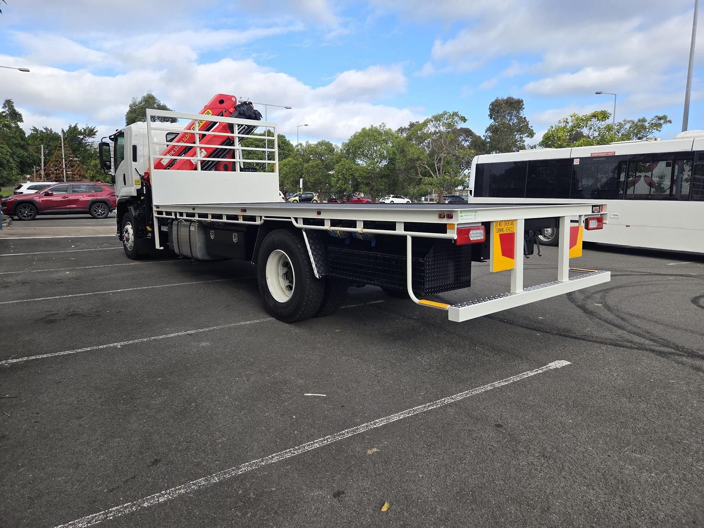 2025 Isuzu F Series FVR 170-300 AT R60 Palfinger Front Mount Crane10 pallet Tabletop image 11