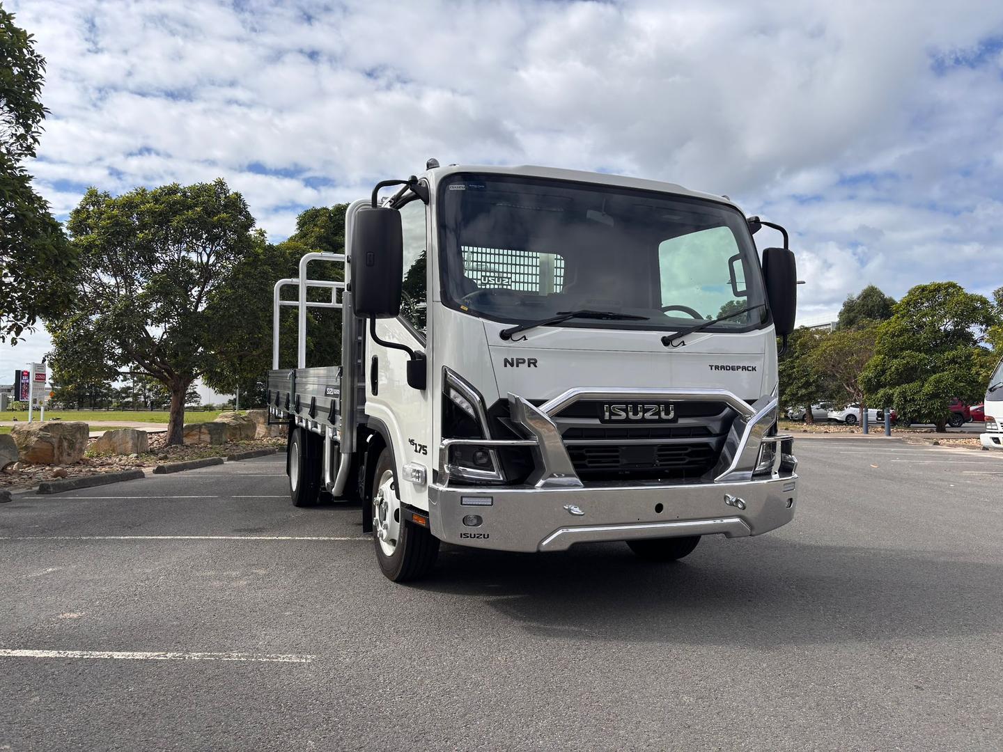 2025 Isuzu N Series NPR 45/65-175 DT D34 Tradepack image 3