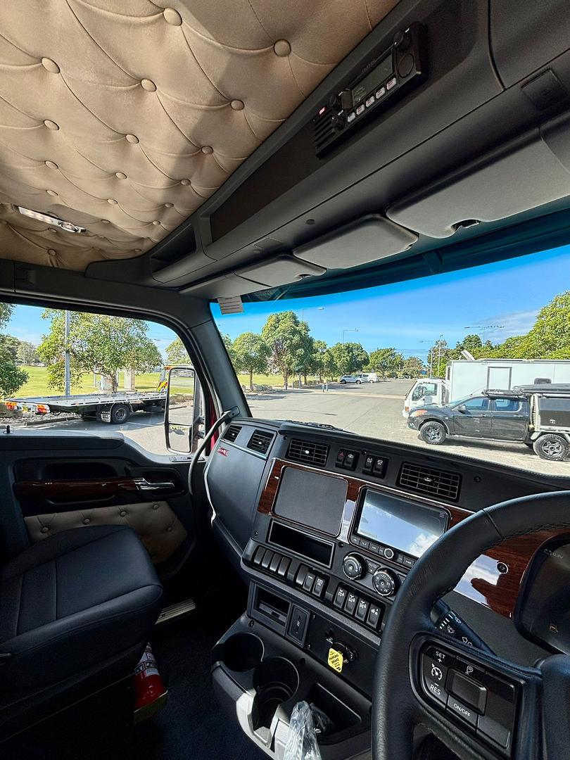 2026 Kenworth T320 A image 12