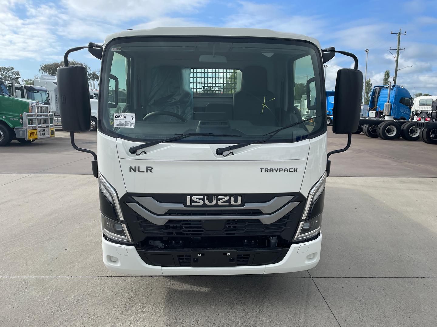 2025 Isuzu NLR 45-150 DT D25 TRAYPACK TRAYPACK SWB image 2