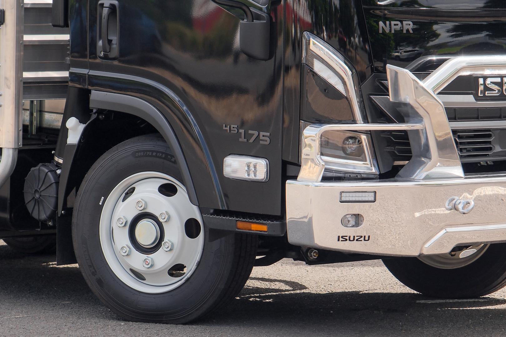 2025 Isuzu N Series NPR 45/65-175 DT D28 Tradepack image 6