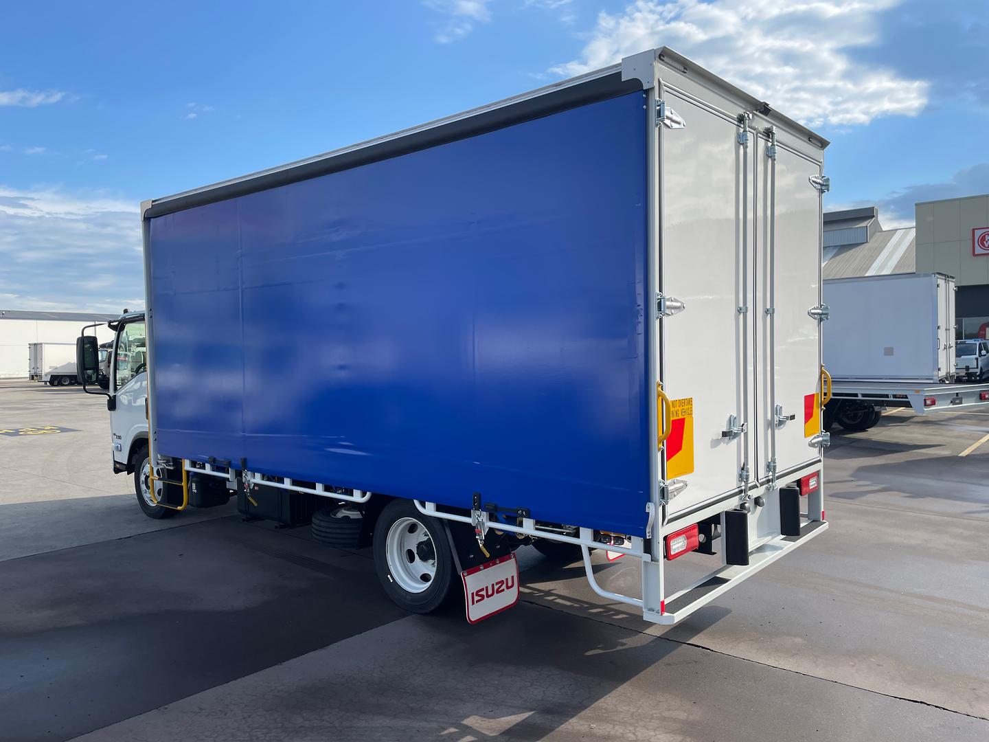 2025 Isuzu NQR 88/80-190 AM D42 Limited Edition 8 Pallet Freightpack Limited Edition 8 Pallet Freightpack image 5