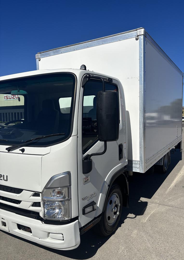 2022 Isuzu N Series NNR 45-150 Factory Warranty image 10