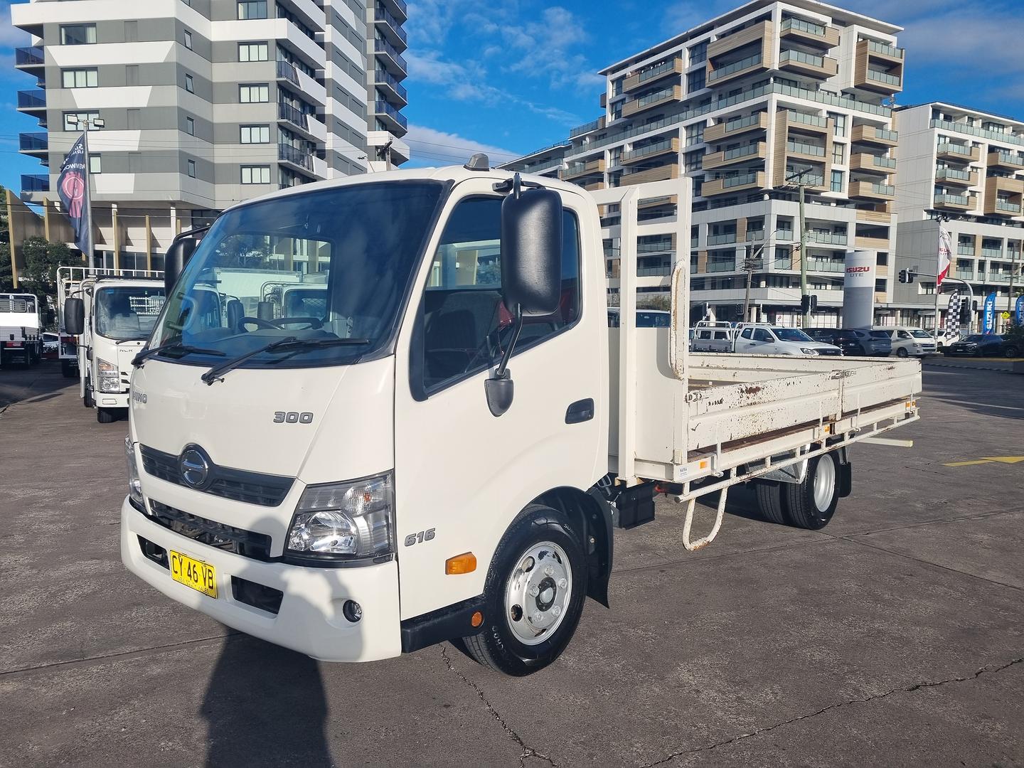2020 Hino 300 Series 616 image 5