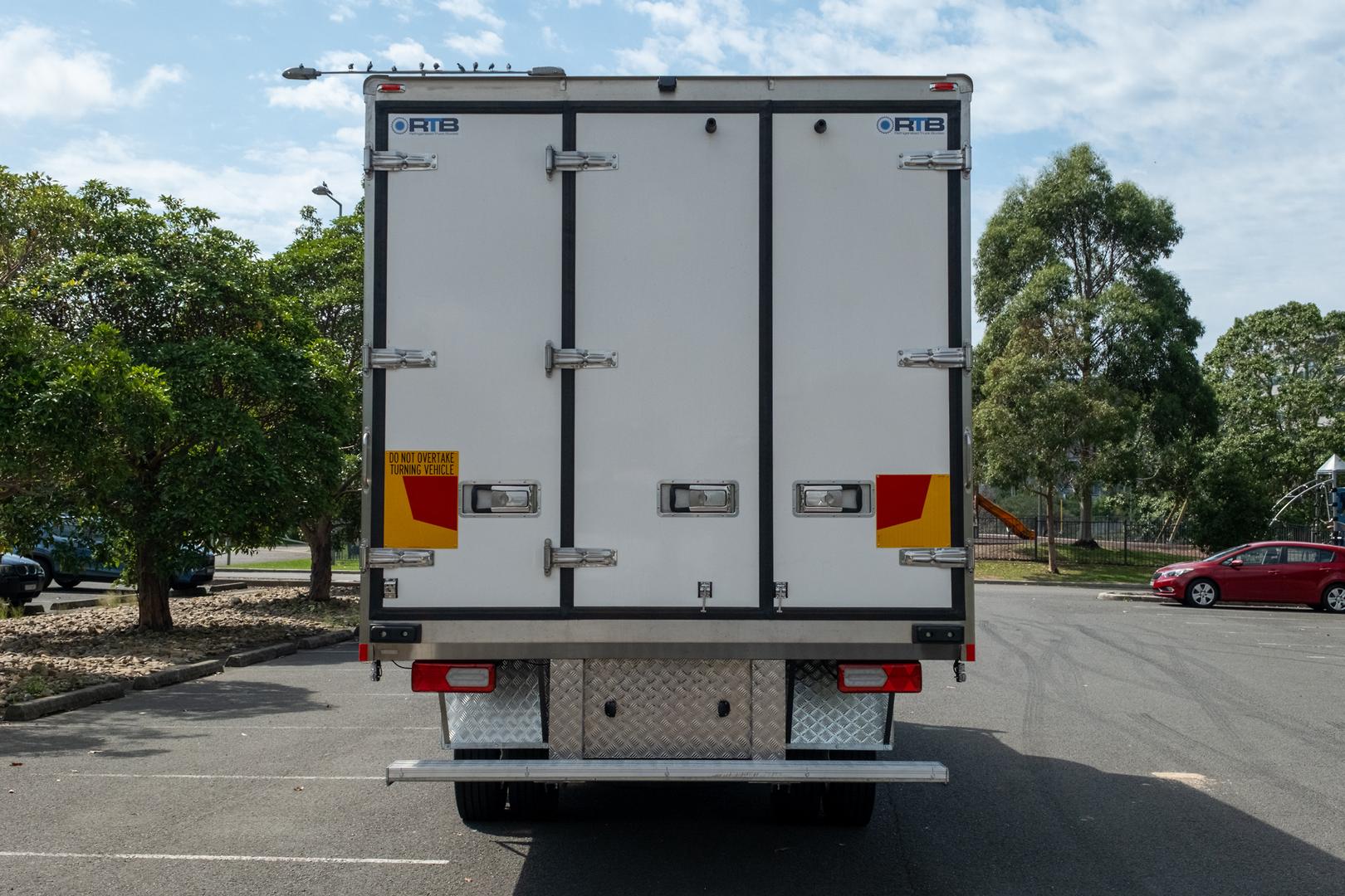 2026 Isuzu F Series FRR 110-240 AM R44 image 5