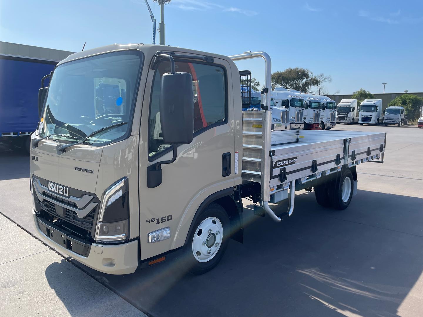 2026 Isuzu N Series NLR 45-150 DT D34 Traypack Traypack image 3