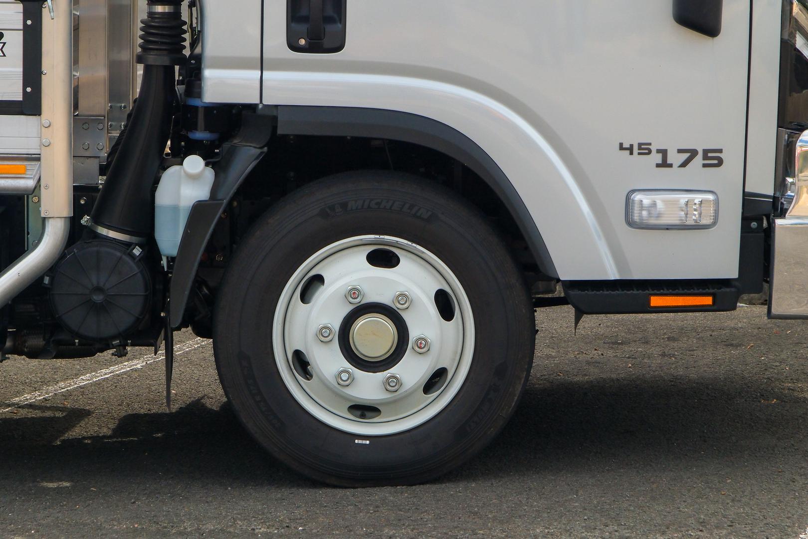 2025 Isuzu N Series NPR 45/65-175 DT D34 Tradepack image 11