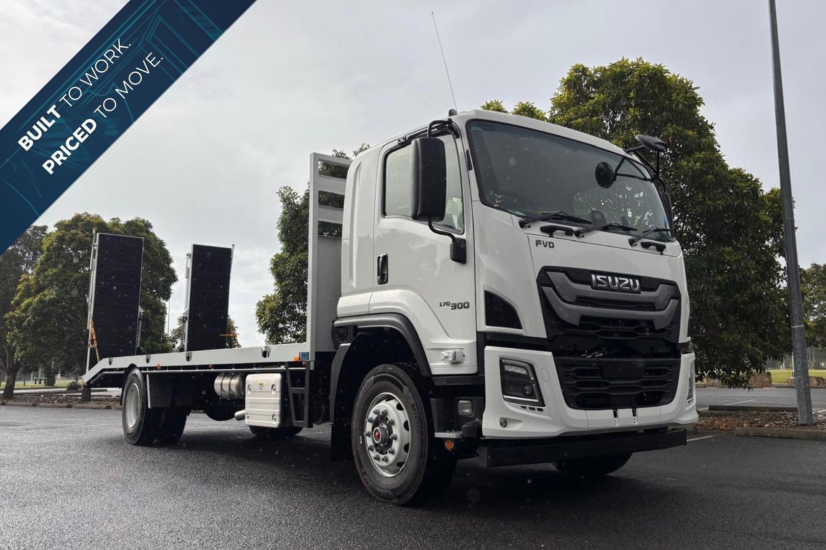 2025 Isuzu F Series FVD 170-300 AT R60 Kimber Trailers Beaver Tail