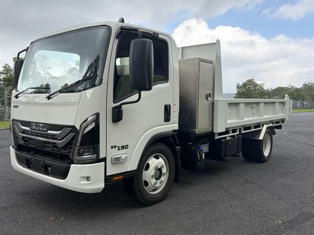 2025 Isuzu NQR 88/80-190 AM D38 Tipper Tipper image 3
