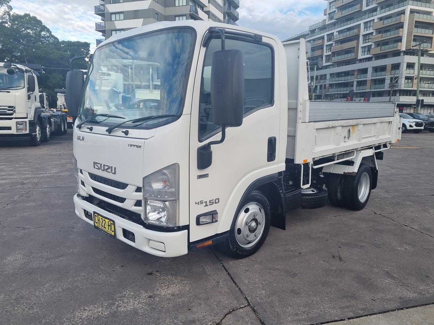 2016 Isuzu N Series NLR 45-150 image 3