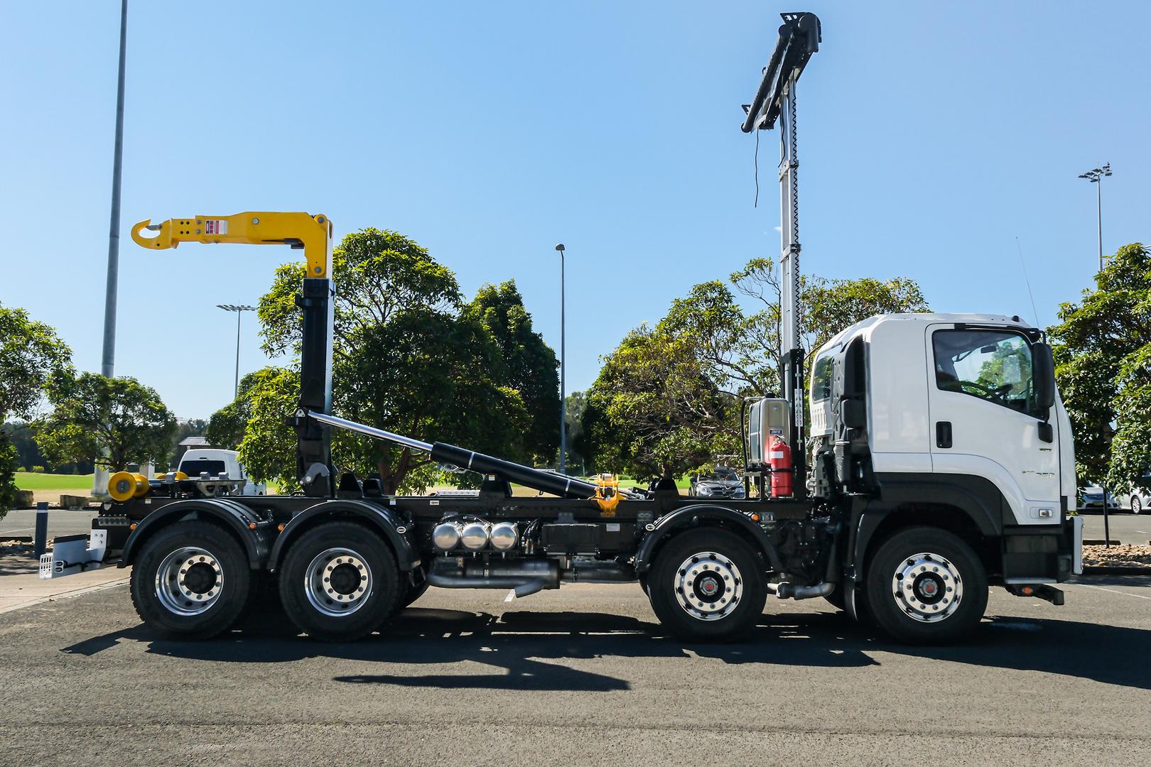 2025 Isuzu F Series FYJ300-350 Palfinger Hook image 5
