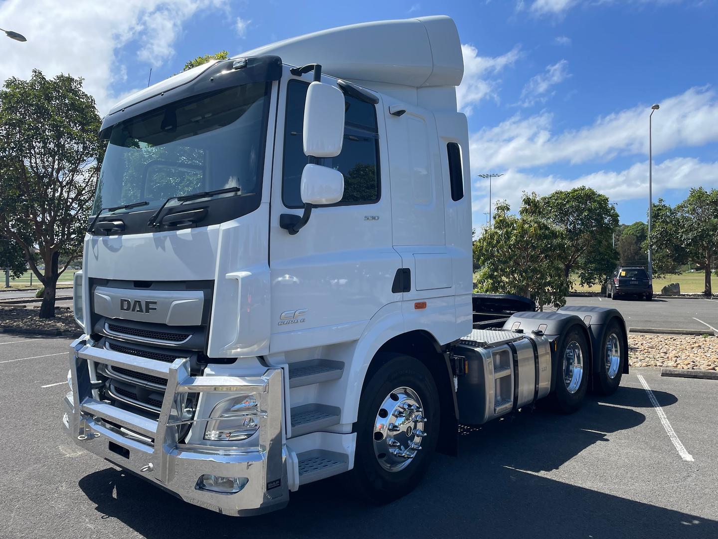 2023 DAF CF 530 FTT image 3