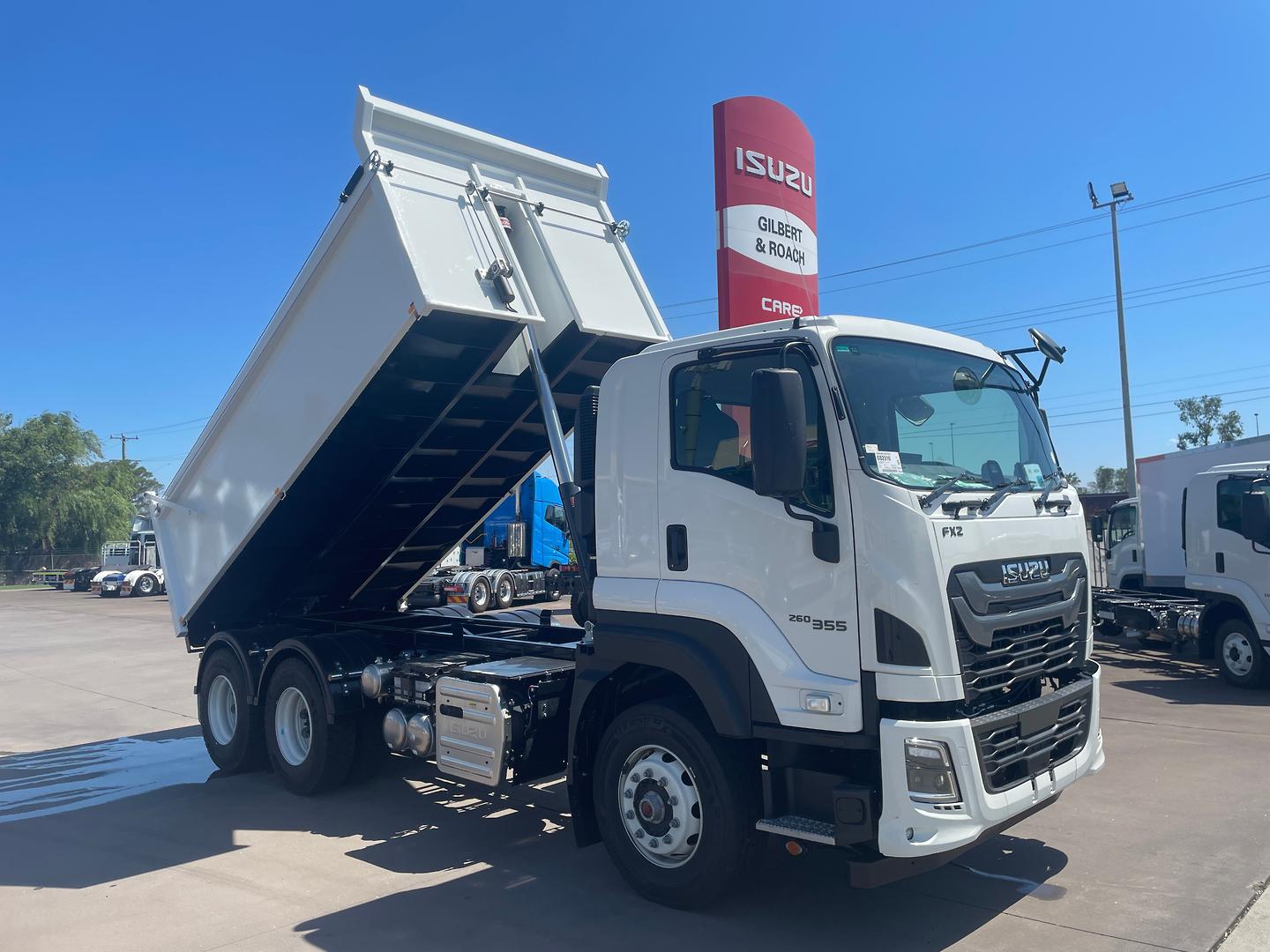 2025 Isuzu FXZ 260-355 AT R45 Custom Tipper Tipper image 9