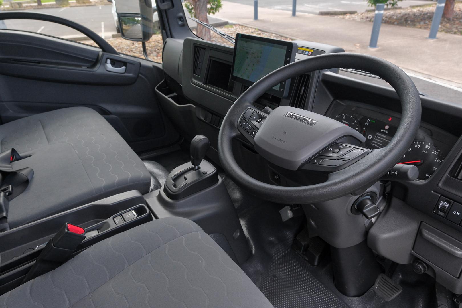 2025 Isuzu N Series NPR 45/65-175 DT D28 Tradepack image 8