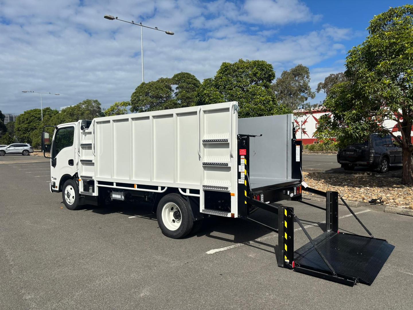 2025 Isuzu N Series NKR 65/45-150 DT D34 image 4