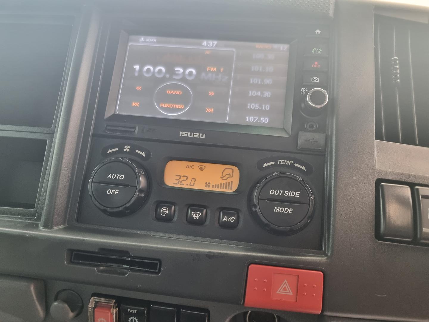 2018 Isuzu N Series NPR 45/55-155 Tradepack image 12