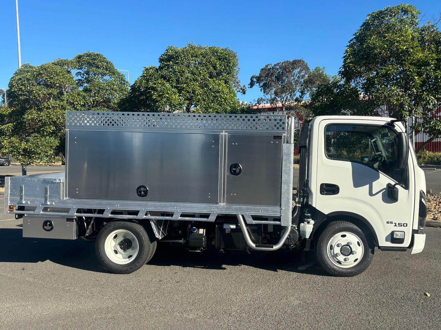 2025 Isuzu N Series NKR 65/45-150 DT D28 image 3