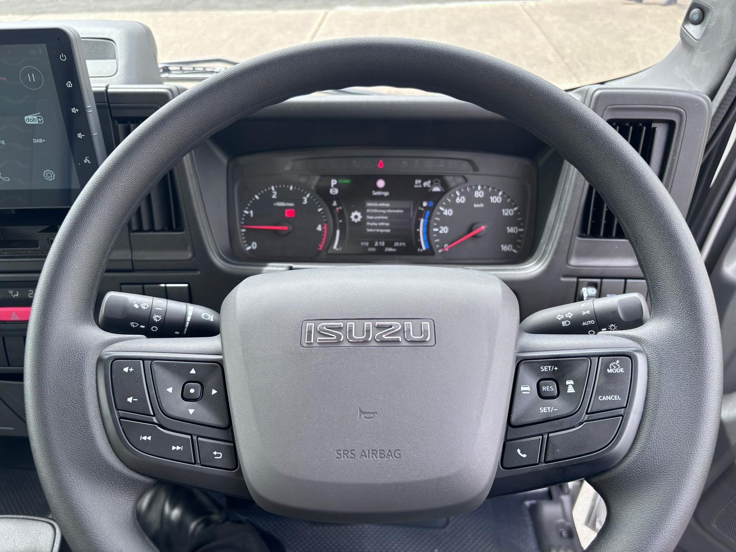 2025 Isuzu N Series NMR 65/45-150 DT D34 RTB Fridge Truck image 11