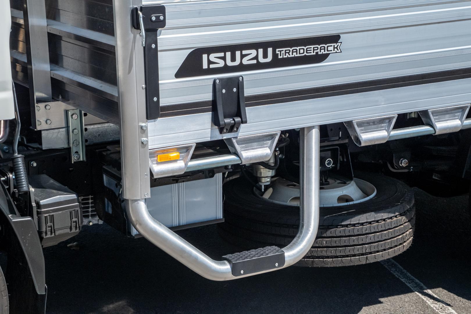 2025 Isuzu N Series NPR 45/65-175 DT D28 Tradepack image 10