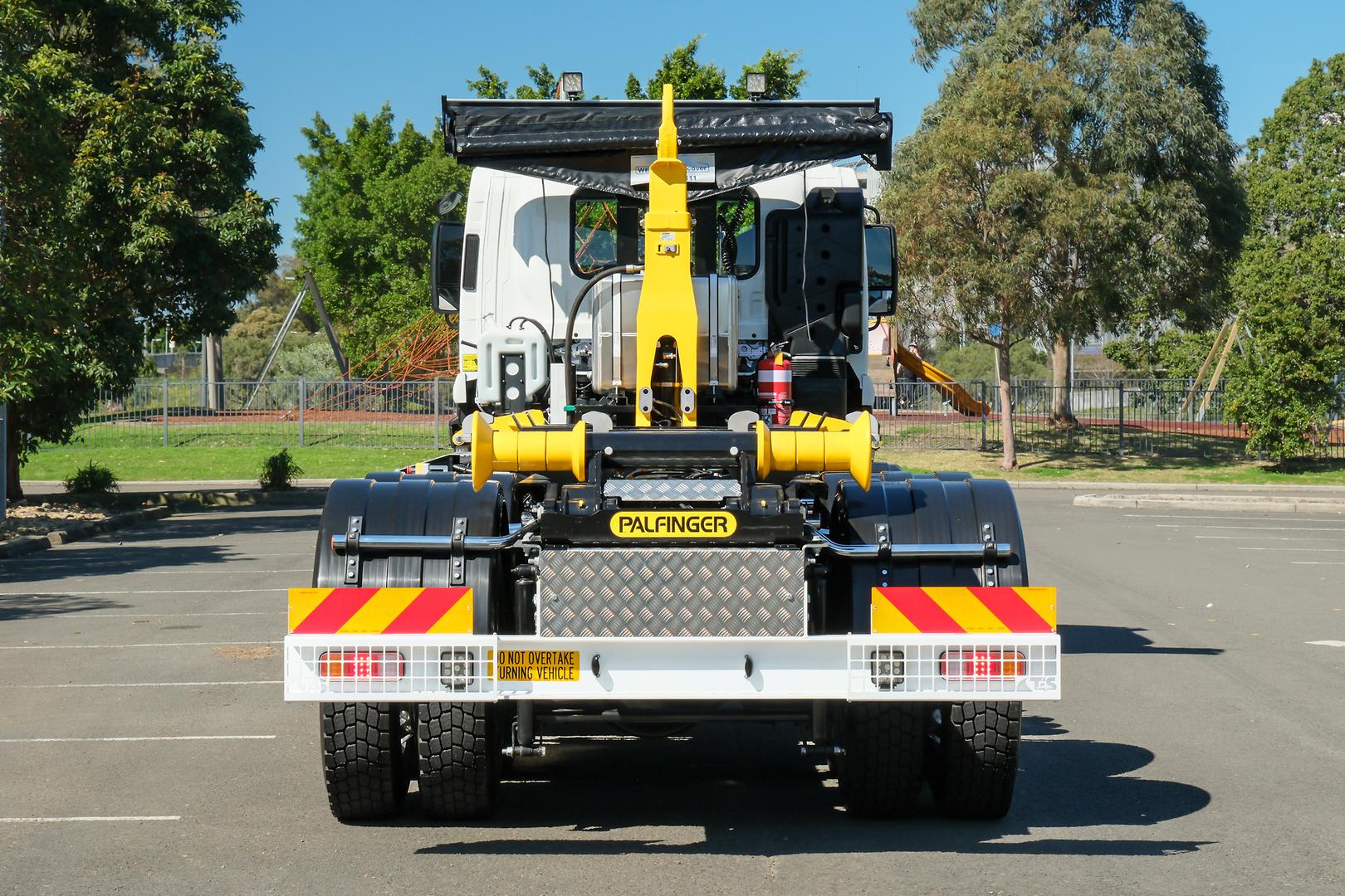 2025 Isuzu F Series FYJ300-350 Palfinger Hook image 6