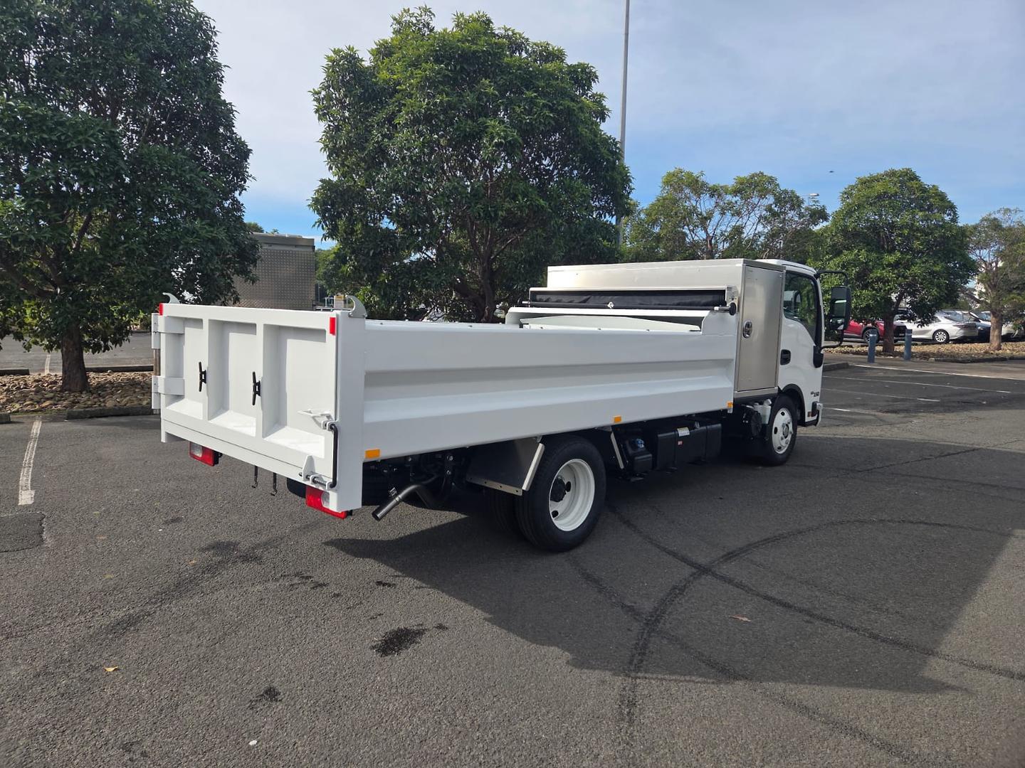 2025 Isuzu N Series NKR 65/45-150 DT D34 Strike Ejector Body image 8