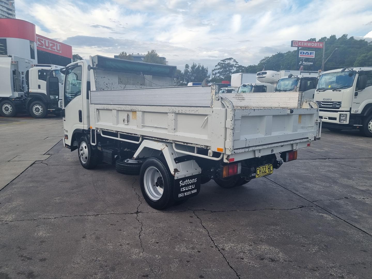 2016 Isuzu N Series NLR 45-150 image 5