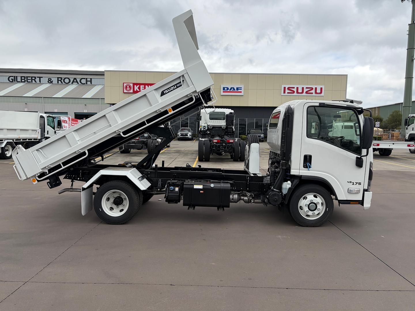 2026 Isuzu N Series NPR 45/65-175 DT D34 Tipper Factory Tipper image 13