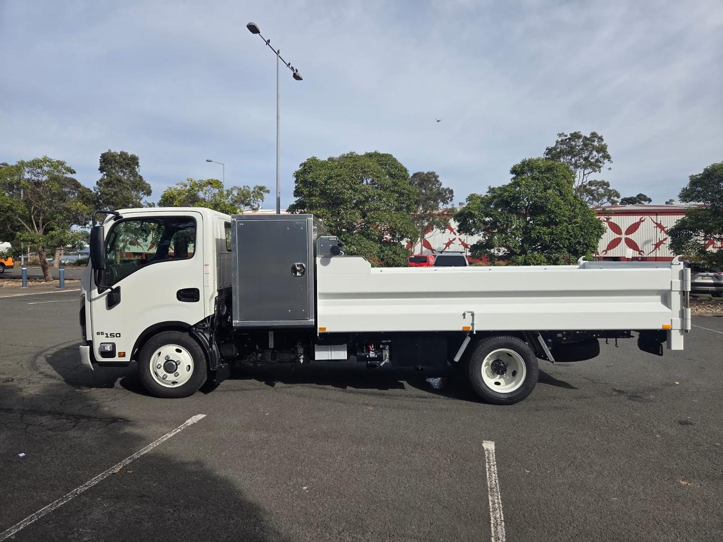 2025 Isuzu N Series NKR 65/45-150 DT D34 Strike Ejector Body image 4