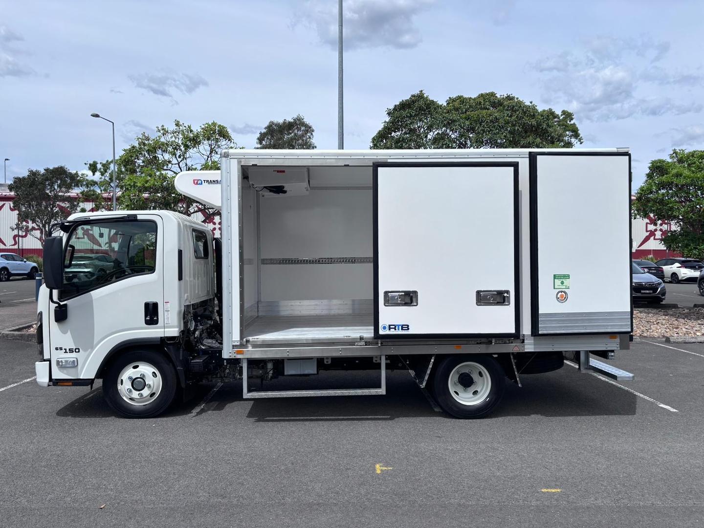 2025 Isuzu N Series NMR 65/45-150 DT D34 image 3
