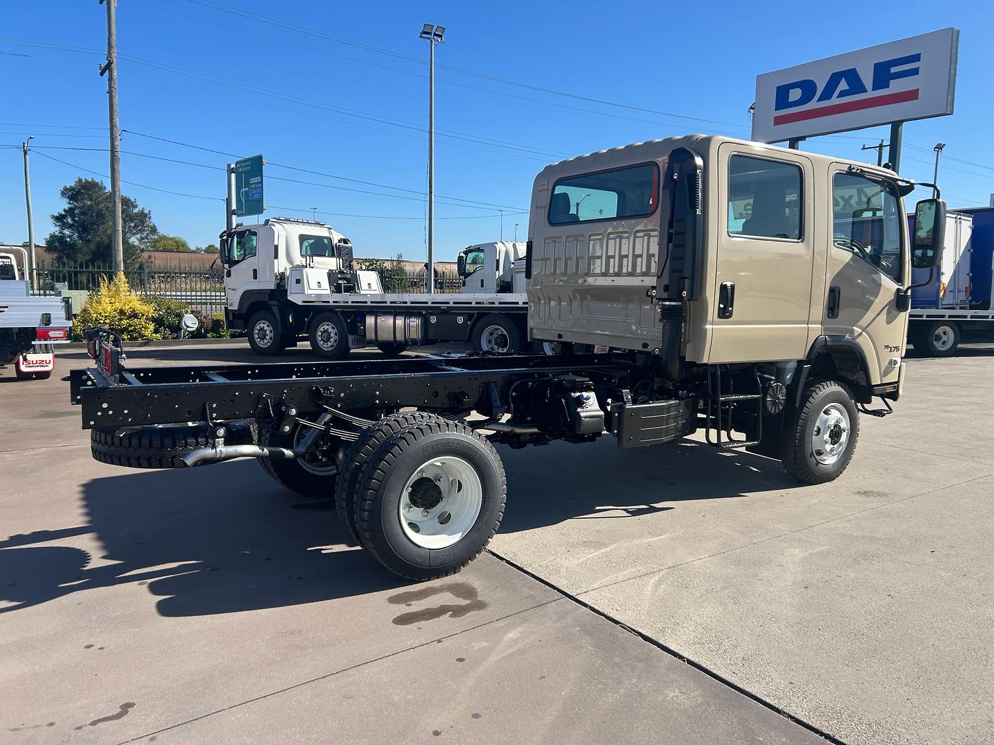 2026 Isuzu N Series NPS 75-175 MT C34 image 10