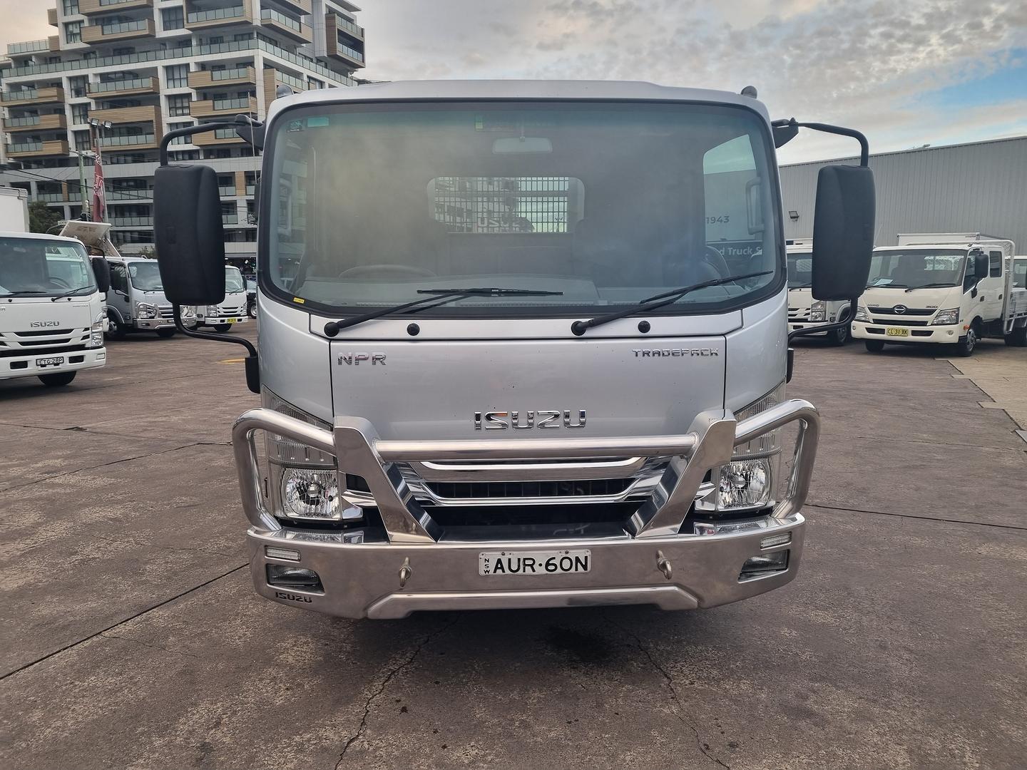 2018 Isuzu N Series NPR 45/55-155 Tradepack image 3