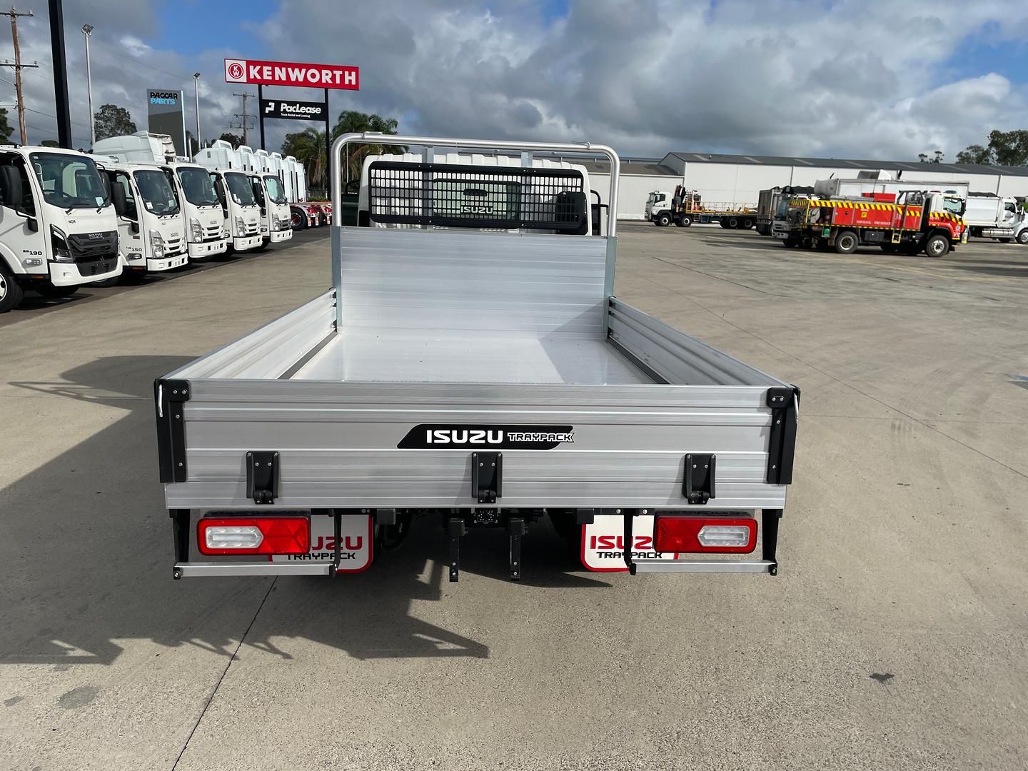 2025 Isuzu NLR 45-150 DT D25 TRAYPACK TRAYPACK SWB image 7