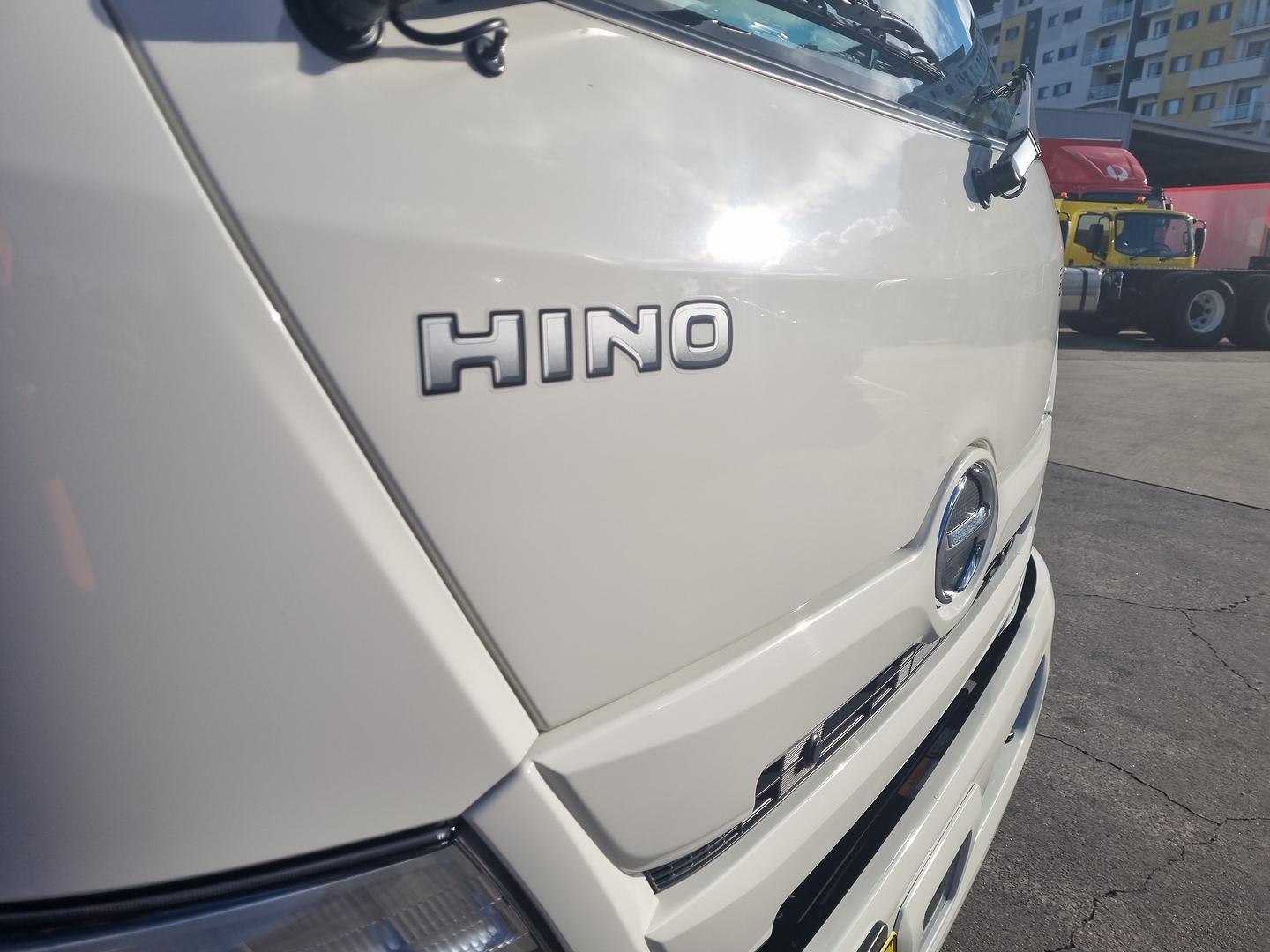 2025 Hino 300 Series 616 image 12