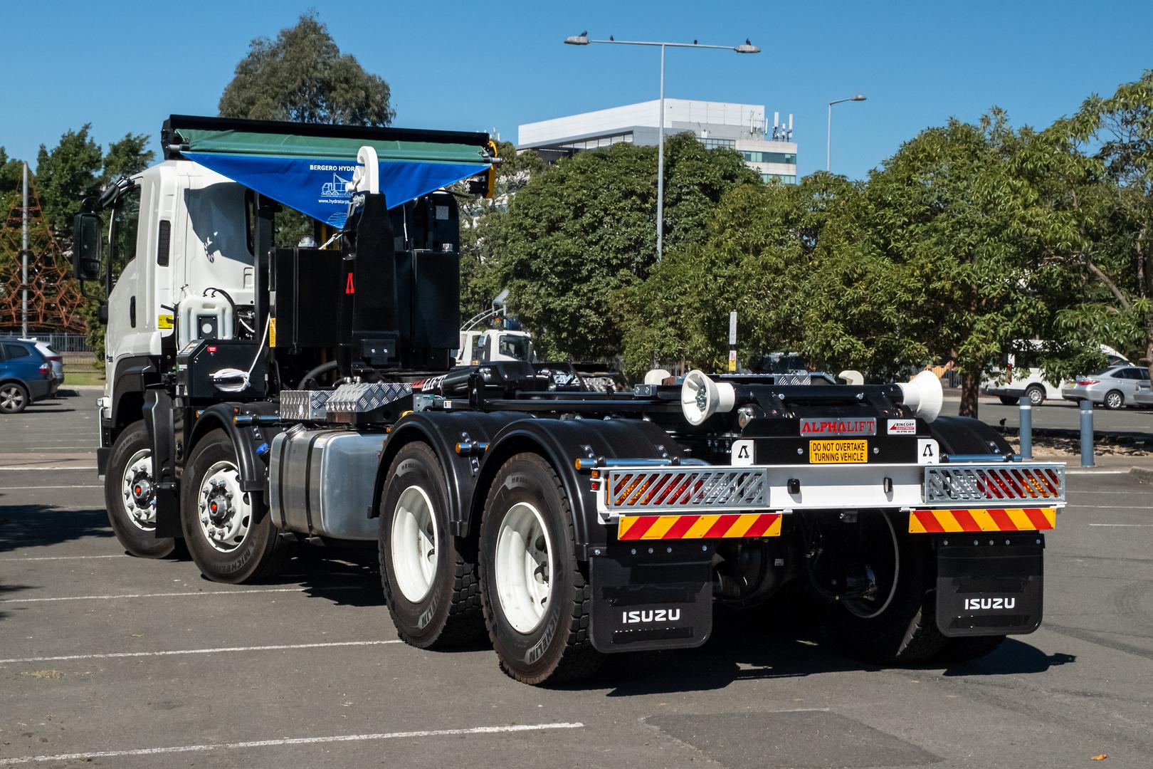 2025 Isuzu F Series FYH 320-355 AT R60 image 2