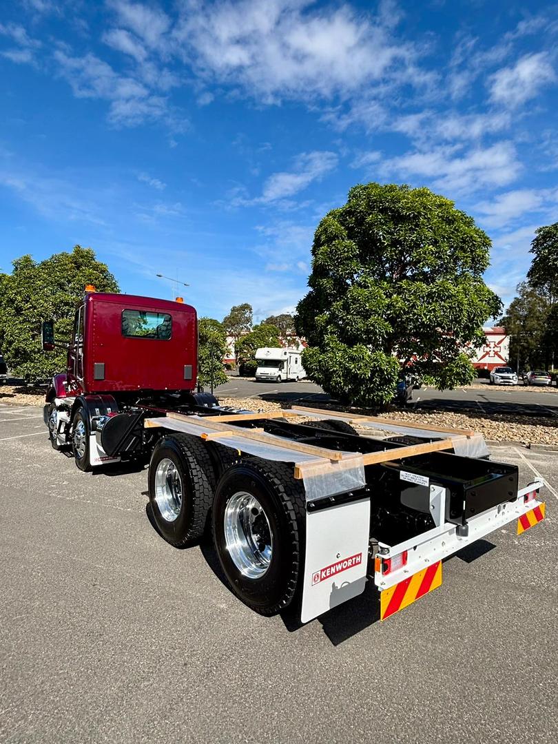 2026 Kenworth T320 A image 6