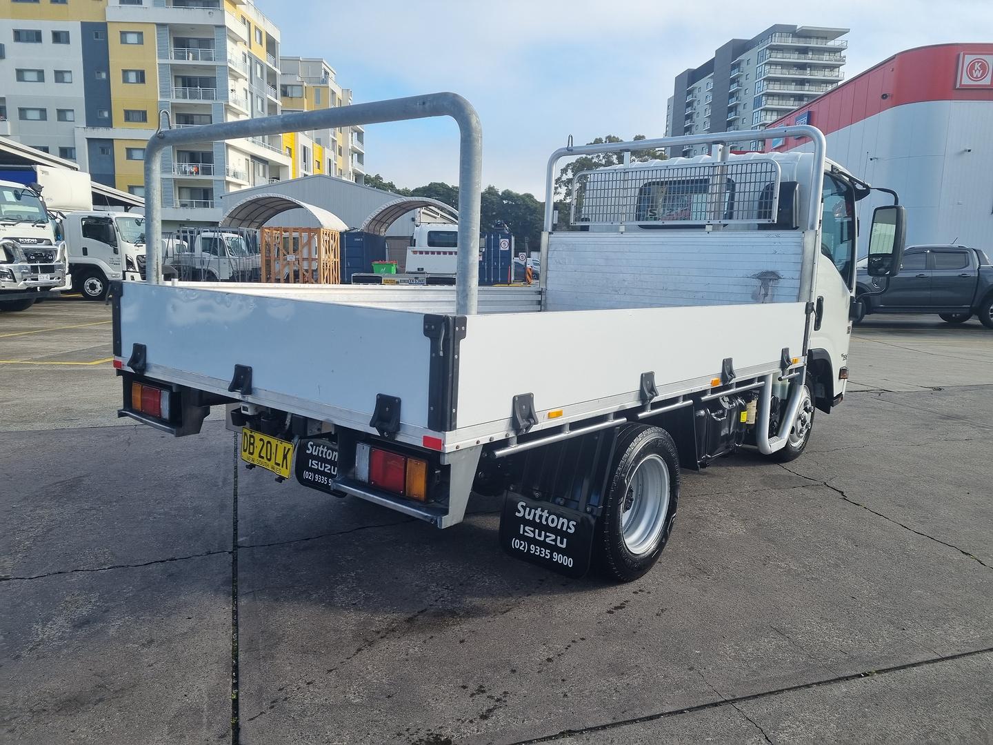 2021 Isuzu N Series NLR 45-150 Traypack image 9