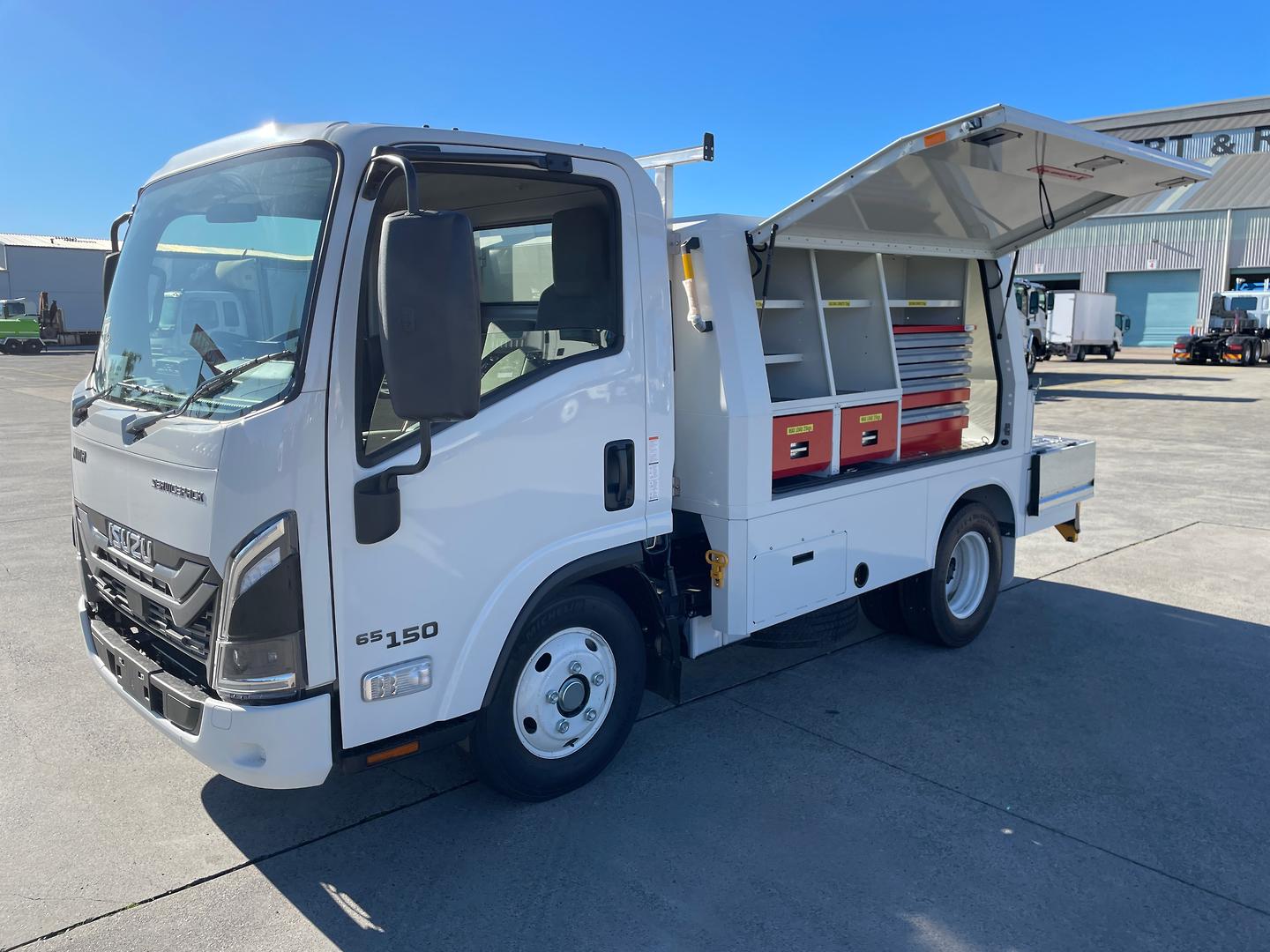 2026 Isuzu N Series NMR 65/45-150 DT D25 Servicepack image 10