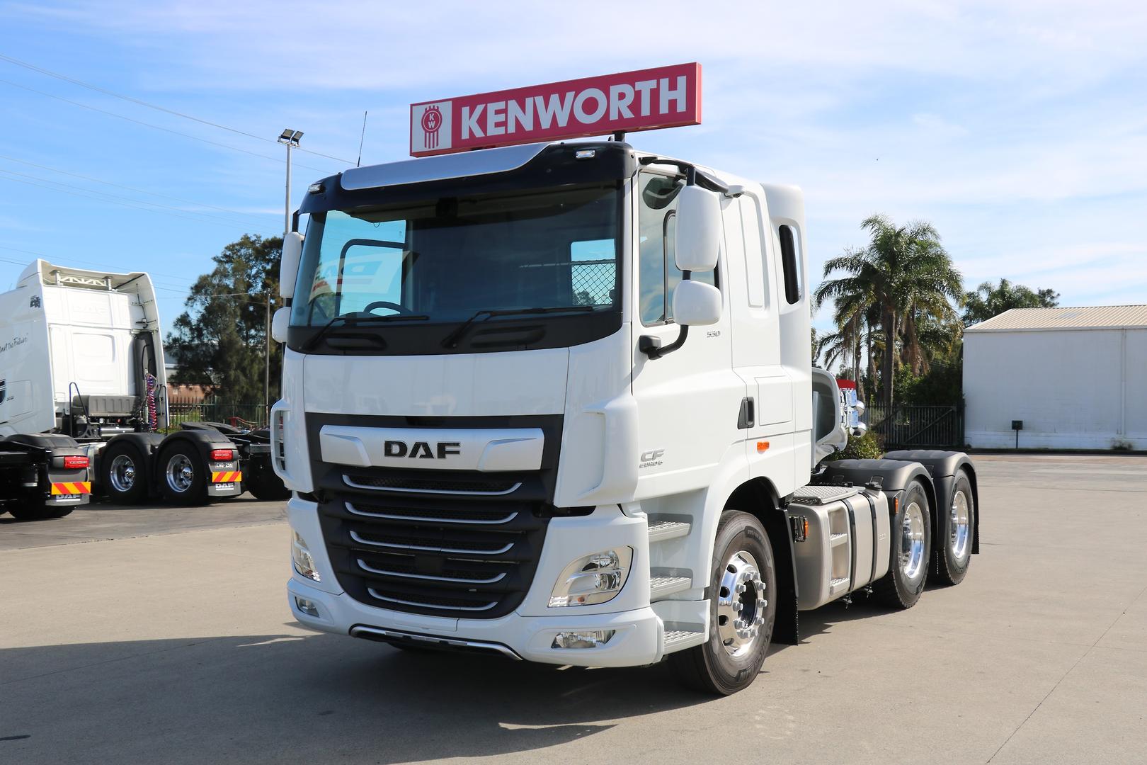 2023 DAF FTT CF530 Sleeper Cab image 2