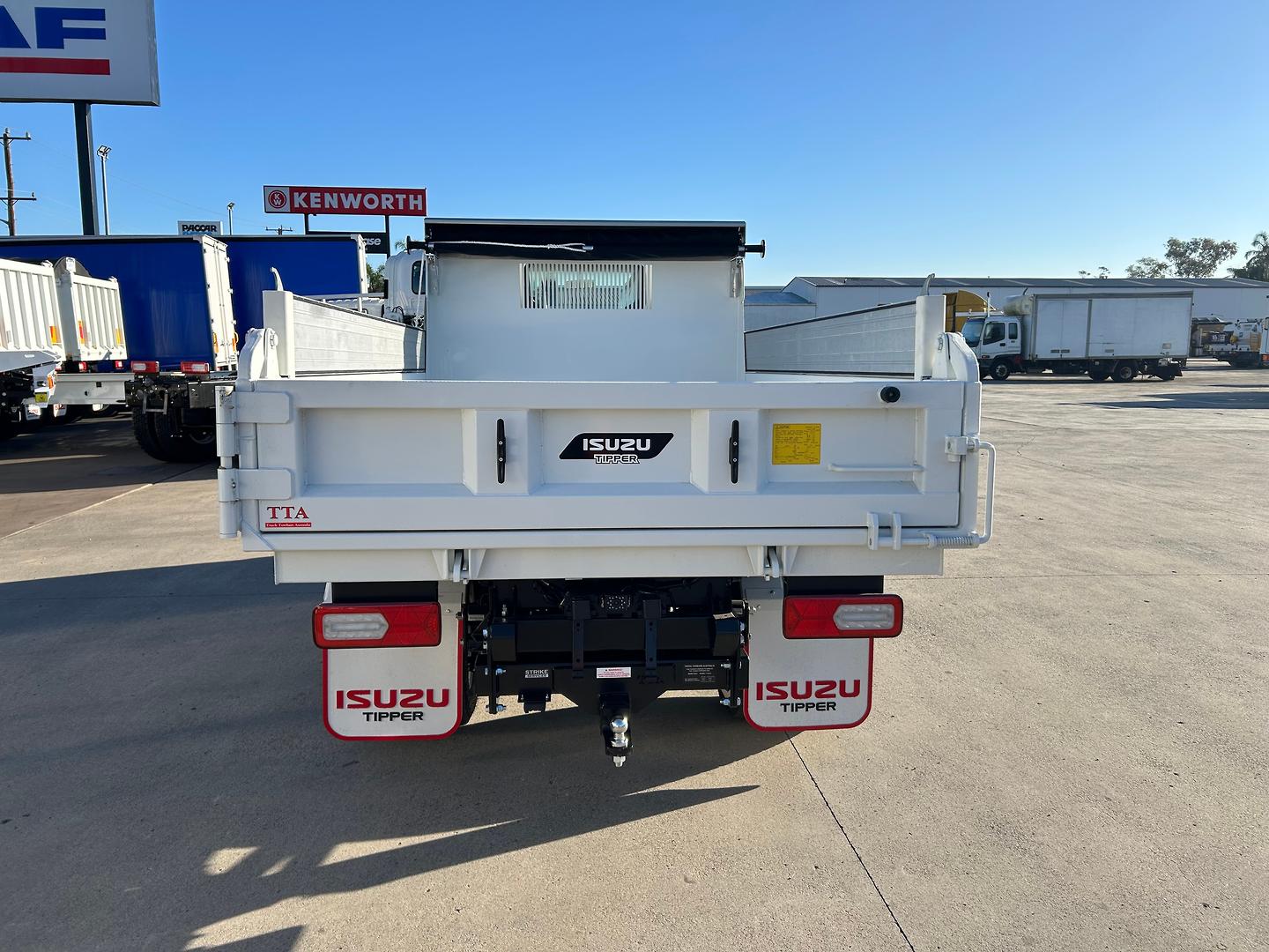 2026 Isuzu N Series NLR 45-150 DT D25 Tipper Tipper image 9