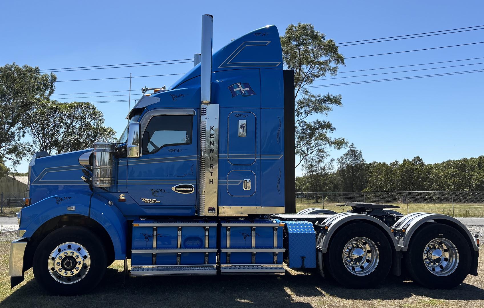 2019 Kenworth T610 SAR Sleeper Cab