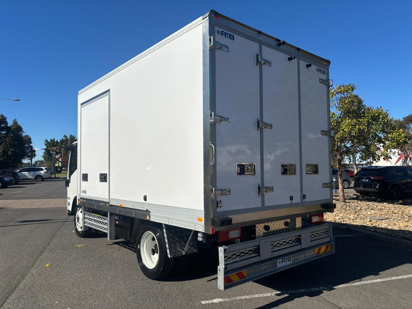 2025 Isuzu N Series NQR 88/80-190 AM D34 image 4